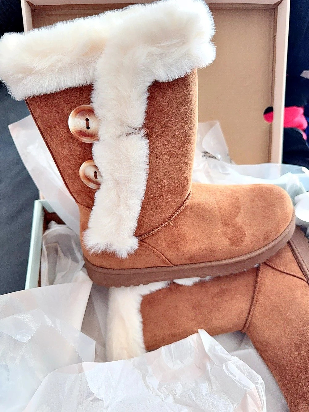 SO Abigail Chestnut Faux Fur Winter Boots Size 7 NIB.